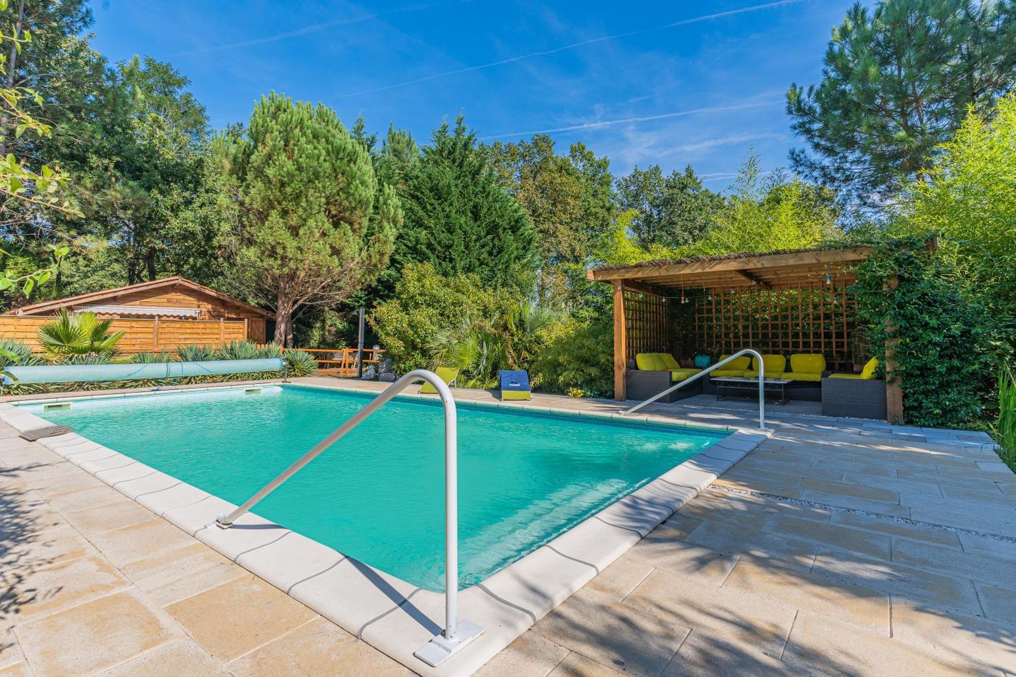 La Maisonnette En Bois Saumos Bagian luar foto